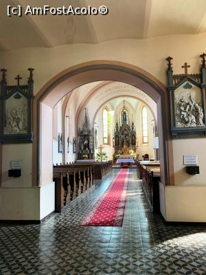 [P56] Biserica catolică Vișeu-interior » foto by AZE
 - 
<span class="allrVoted glyphicon glyphicon-heart hidden" id="av1325062"></span>
<a class="m-l-10 hidden" id="sv1325062" onclick="voting_Foto_DelVot(,1325062,18930)" role="button">șterge vot <span class="glyphicon glyphicon-remove"></span></a>
<a id="v91325062" class=" c-red"  onclick="voting_Foto_SetVot(1325062)" role="button"><span class="glyphicon glyphicon-heart-empty"></span> <b>LIKE</b> = Votează poza</a> <img class="hidden"  id="f1325062W9" src="/imagini/loader.gif" border="0" /><span class="AjErrMes hidden" id="e1325062ErM"></span>
