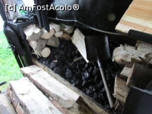 [P04] Cărbunii și lemnele sunt la locul lor » foto by crismis
 - 
<span class="allrVoted glyphicon glyphicon-heart hidden" id="av799007"></span>
<a class="m-l-10 hidden" id="sv799007" onclick="voting_Foto_DelVot(,799007,18930)" role="button">șterge vot <span class="glyphicon glyphicon-remove"></span></a>
<a id="v9799007" class=" c-red"  onclick="voting_Foto_SetVot(799007)" role="button"><span class="glyphicon glyphicon-heart-empty"></span> <b>LIKE</b> = Votează poza</a> <img class="hidden"  id="f799007W9" src="/imagini/loader.gif" border="0" /><span class="AjErrMes hidden" id="e799007ErM"></span>