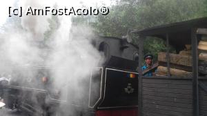 [P03] Locomotiva se alimenteaza cu combustibil solid » foto by dorgo
 - 
<span class="allrVoted glyphicon glyphicon-heart hidden" id="av1129331"></span>
<a class="m-l-10 hidden" id="sv1129331" onclick="voting_Foto_DelVot(,1129331,18930)" role="button">șterge vot <span class="glyphicon glyphicon-remove"></span></a>
<a id="v91129331" class=" c-red"  onclick="voting_Foto_SetVot(1129331)" role="button"><span class="glyphicon glyphicon-heart-empty"></span> <b>LIKE</b> = Votează poza</a> <img class="hidden"  id="f1129331W9" src="/imagini/loader.gif" border="0" /><span class="AjErrMes hidden" id="e1129331ErM"></span>