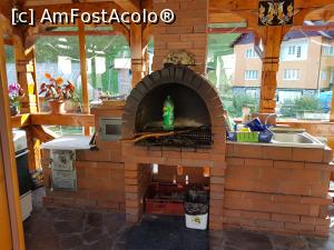 [P02] foisor cu gratar si loc de servit masa » foto by Sonya.A
 - 
<span class="allrVoted glyphicon glyphicon-heart hidden" id="av1189854"></span>
<a class="m-l-10 hidden" id="sv1189854" onclick="voting_Foto_DelVot(,1189854,18941)" role="button">șterge vot <span class="glyphicon glyphicon-remove"></span></a>
<a id="v91189854" class=" c-red"  onclick="voting_Foto_SetVot(1189854)" role="button"><span class="glyphicon glyphicon-heart-empty"></span> <b>LIKE</b> = Votează poza</a> <img class="hidden"  id="f1189854W9" src="/imagini/loader.gif" border="0" /><span class="AjErrMes hidden" id="e1189854ErM"></span>