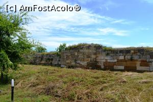 [P06] Cetatea Histria-zidul de incintă,de apărare » foto by AZE
 - 
<span class="allrVoted glyphicon glyphicon-heart hidden" id="av1239381"></span>
<a class="m-l-10 hidden" id="sv1239381" onclick="voting_Foto_DelVot(,1239381,18971)" role="button">șterge vot <span class="glyphicon glyphicon-remove"></span></a>
<a id="v91239381" class=" c-red"  onclick="voting_Foto_SetVot(1239381)" role="button"><span class="glyphicon glyphicon-heart-empty"></span> <b>LIKE</b> = Votează poza</a> <img class="hidden"  id="f1239381W9" src="/imagini/loader.gif" border="0" /><span class="AjErrMes hidden" id="e1239381ErM"></span>
