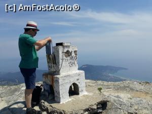 [P35] Aici stă caietul în care cei ce vor scriu câteva cuvinte.  » foto by Aurici
 - 
<span class="allrVoted glyphicon glyphicon-heart hidden" id="av877206"></span>
<a class="m-l-10 hidden" id="sv877206" onclick="voting_Foto_DelVot(,877206,19009)" role="button">șterge vot <span class="glyphicon glyphicon-remove"></span></a>
<a id="v9877206" class=" c-red"  onclick="voting_Foto_SetVot(877206)" role="button"><span class="glyphicon glyphicon-heart-empty"></span> <b>LIKE</b> = Votează poza</a> <img class="hidden"  id="f877206W9" src="/imagini/loader.gif" border="0" /><span class="AjErrMes hidden" id="e877206ErM"></span>