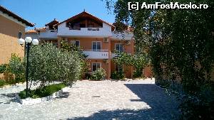 [P03] Hotel Filippos, 3*, Skala Rachoni, Thassos » foto by Dana2008
 - 
<span class="allrVoted glyphicon glyphicon-heart hidden" id="av650375"></span>
<a class="m-l-10 hidden" id="sv650375" onclick="voting_Foto_DelVot(,650375,19013)" role="button">șterge vot <span class="glyphicon glyphicon-remove"></span></a>
<a id="v9650375" class=" c-red"  onclick="voting_Foto_SetVot(650375)" role="button"><span class="glyphicon glyphicon-heart-empty"></span> <b>LIKE</b> = Votează poza</a> <img class="hidden"  id="f650375W9" src="/imagini/loader.gif" border="0" /><span class="AjErrMes hidden" id="e650375ErM"></span>