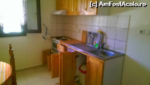 [P11] Zona de gatit. Aveam si cuptor electric » foto by IoanaV
 - 
<span class="allrVoted glyphicon glyphicon-heart hidden" id="av650710"></span>
<a class="m-l-10 hidden" id="sv650710" onclick="voting_Foto_DelVot(,650710,19015)" role="button">șterge vot <span class="glyphicon glyphicon-remove"></span></a>
<a id="v9650710" class=" c-red"  onclick="voting_Foto_SetVot(650710)" role="button"><span class="glyphicon glyphicon-heart-empty"></span> <b>LIKE</b> = Votează poza</a> <img class="hidden"  id="f650710W9" src="/imagini/loader.gif" border="0" /><span class="AjErrMes hidden" id="e650710ErM"></span>