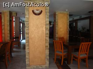 [P23] Prin restaurant la o oră matinală, când nu erau clienți.  » foto by Floryn81
 - 
<span class="allrVoted glyphicon glyphicon-heart hidden" id="av719420"></span>
<a class="m-l-10 hidden" id="sv719420" onclick="voting_Foto_DelVot(,719420,19021)" role="button">șterge vot <span class="glyphicon glyphicon-remove"></span></a>
<a id="v9719420" class=" c-red"  onclick="voting_Foto_SetVot(719420)" role="button"><span class="glyphicon glyphicon-heart-empty"></span> <b>LIKE</b> = Votează poza</a> <img class="hidden"  id="f719420W9" src="/imagini/loader.gif" border="0" /><span class="AjErrMes hidden" id="e719420ErM"></span>
