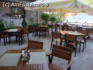 [P24] Am ieșit pe terasa exterioară a pensiunii unde am mâncat într-o seară.  » foto by Floryn81
 - 
<span class="allrVoted glyphicon glyphicon-heart hidden" id="av719421"></span>
<a class="m-l-10 hidden" id="sv719421" onclick="voting_Foto_DelVot(,719421,19021)" role="button">șterge vot <span class="glyphicon glyphicon-remove"></span></a>
<a id="v9719421" class=" c-red"  onclick="voting_Foto_SetVot(719421)" role="button"><span class="glyphicon glyphicon-heart-empty"></span> <b>LIKE</b> = Votează poza</a> <img class="hidden"  id="f719421W9" src="/imagini/loader.gif" border="0" /><span class="AjErrMes hidden" id="e719421ErM"></span>