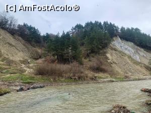 [P18] Râul Corund » foto by AZE
 - 
<span class="allrVoted glyphicon glyphicon-heart hidden" id="av1360521"></span>
<a class="m-l-10 hidden" id="sv1360521" onclick="voting_Foto_DelVot(,1360521,19028)" role="button">șterge vot <span class="glyphicon glyphicon-remove"></span></a>
<a id="v91360521" class=" c-red"  onclick="voting_Foto_SetVot(1360521)" role="button"><span class="glyphicon glyphicon-heart-empty"></span> <b>LIKE</b> = Votează poza</a> <img class="hidden"  id="f1360521W9" src="/imagini/loader.gif" border="0" /><span class="AjErrMes hidden" id="e1360521ErM"></span>