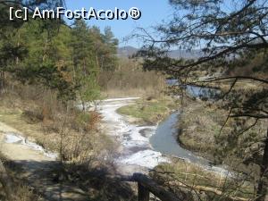 [P04] Paraul Corund, a sapat, in milenii, un mic canion, sub care se intinde imensul zacamant de sare dintre Praid si Ocna de Sus, zacamant, acoperit, in timp, de un strat anemic de argila. » foto by dorgo
 - 
<span class="allrVoted glyphicon glyphicon-heart hidden" id="av1129837"></span>
<a class="m-l-10 hidden" id="sv1129837" onclick="voting_Foto_DelVot(,1129837,19028)" role="button">șterge vot <span class="glyphicon glyphicon-remove"></span></a>
<a id="v91129837" class=" c-red"  onclick="voting_Foto_SetVot(1129837)" role="button"><span class="glyphicon glyphicon-heart-empty"></span> <b>LIKE</b> = Votează poza</a> <img class="hidden"  id="f1129837W9" src="/imagini/loader.gif" border="0" /><span class="AjErrMes hidden" id="e1129837ErM"></span>