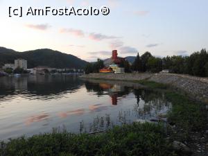 [P15] Orșova - Restaurant Pescăruș la ceas de seară. Vedere de pe istm.  » foto by iulianic
 - 
<span class="allrVoted glyphicon glyphicon-heart hidden" id="av1094222"></span>
<a class="m-l-10 hidden" id="sv1094222" onclick="voting_Foto_DelVot(,1094222,19048)" role="button">șterge vot <span class="glyphicon glyphicon-remove"></span></a>
<a id="v91094222" class=" c-red"  onclick="voting_Foto_SetVot(1094222)" role="button"><span class="glyphicon glyphicon-heart-empty"></span> <b>LIKE</b> = Votează poza</a> <img class="hidden"  id="f1094222W9" src="/imagini/loader.gif" border="0" /><span class="AjErrMes hidden" id="e1094222ErM"></span>