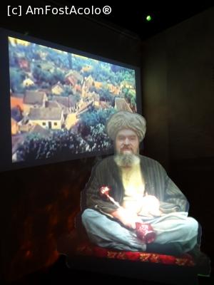 [P20] Holograma prințului Miskin Baba din insula Ada Kaleh - Muzeul Orșova.  » foto by tata123 🔱
 - 
<span class="allrVoted glyphicon glyphicon-heart hidden" id="av1059970"></span>
<a class="m-l-10 hidden" id="sv1059970" onclick="voting_Foto_DelVot(,1059970,19048)" role="button">șterge vot <span class="glyphicon glyphicon-remove"></span></a>
<a id="v91059970" class=" c-red"  onclick="voting_Foto_SetVot(1059970)" role="button"><span class="glyphicon glyphicon-heart-empty"></span> <b>LIKE</b> = Votează poza</a> <img class="hidden"  id="f1059970W9" src="/imagini/loader.gif" border="0" /><span class="AjErrMes hidden" id="e1059970ErM"></span>