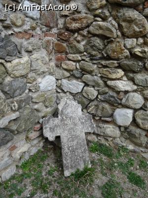 [P10] Ziduri din piatră de râu - Mănăstirea Vodița.  » foto by tata123 🔱
 - 
<span class="allrVoted glyphicon glyphicon-heart hidden" id="av1070281"></span>
<a class="m-l-10 hidden" id="sv1070281" onclick="voting_Foto_DelVot(,1070281,19048)" role="button">șterge vot <span class="glyphicon glyphicon-remove"></span></a>
<a id="v91070281" class=" c-red"  onclick="voting_Foto_SetVot(1070281)" role="button"><span class="glyphicon glyphicon-heart-empty"></span> <b>LIKE</b> = Votează poza</a> <img class="hidden"  id="f1070281W9" src="/imagini/loader.gif" border="0" /><span class="AjErrMes hidden" id="e1070281ErM"></span>