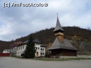 [P03] Noul complex mănăstiresc de la Vodița.  » foto by tata123 🔱
 - 
<span class="allrVoted glyphicon glyphicon-heart hidden" id="av1070274"></span>
<a class="m-l-10 hidden" id="sv1070274" onclick="voting_Foto_DelVot(,1070274,19048)" role="button">șterge vot <span class="glyphicon glyphicon-remove"></span></a>
<a id="v91070274" class=" c-red"  onclick="voting_Foto_SetVot(1070274)" role="button"><span class="glyphicon glyphicon-heart-empty"></span> <b>LIKE</b> = Votează poza</a> <img class="hidden"  id="f1070274W9" src="/imagini/loader.gif" border="0" /><span class="AjErrMes hidden" id="e1070274ErM"></span>