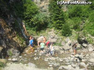 [P22] E multa lume azi la cascada » foto by dorgo
 - 
<span class="allrVoted glyphicon glyphicon-heart hidden" id="av654194"></span>
<a class="m-l-10 hidden" id="sv654194" onclick="voting_Foto_DelVot(,654194,19078)" role="button">șterge vot <span class="glyphicon glyphicon-remove"></span></a>
<a id="v9654194" class=" c-red"  onclick="voting_Foto_SetVot(654194)" role="button"><span class="glyphicon glyphicon-heart-empty"></span> <b>LIKE</b> = Votează poza</a> <img class="hidden"  id="f654194W9" src="/imagini/loader.gif" border="0" /><span class="AjErrMes hidden" id="e654194ErM"></span>