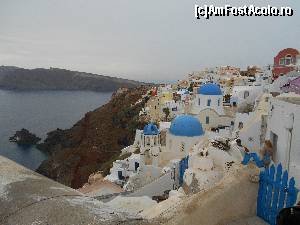 [P12] vedere din Oia » foto by mirunat
 - 
<span class="allrVoted glyphicon glyphicon-heart hidden" id="av656826"></span>
<a class="m-l-10 hidden" id="sv656826" onclick="voting_Foto_DelVot(,656826,19115)" role="button">șterge vot <span class="glyphicon glyphicon-remove"></span></a>
<a id="v9656826" class=" c-red"  onclick="voting_Foto_SetVot(656826)" role="button"><span class="glyphicon glyphicon-heart-empty"></span> <b>LIKE</b> = Votează poza</a> <img class="hidden"  id="f656826W9" src="/imagini/loader.gif" border="0" /><span class="AjErrMes hidden" id="e656826ErM"></span>