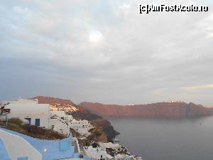 [P16] vestitul apus din Oia » foto by mirunat
 - 
<span class="allrVoted glyphicon glyphicon-heart hidden" id="av656830"></span>
<a class="m-l-10 hidden" id="sv656830" onclick="voting_Foto_DelVot(,656830,19115)" role="button">șterge vot <span class="glyphicon glyphicon-remove"></span></a>
<a id="v9656830" class=" c-red"  onclick="voting_Foto_SetVot(656830)" role="button"><span class="glyphicon glyphicon-heart-empty"></span> <b>LIKE</b> = Votează poza</a> <img class="hidden"  id="f656830W9" src="/imagini/loader.gif" border="0" /><span class="AjErrMes hidden" id="e656830ErM"></span>