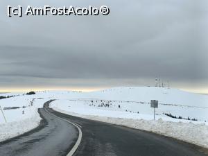 [P02] Pe Transalpina, în apropierea releului tv. » foto by tata123 🔱
 - 
<span class="allrVoted glyphicon glyphicon-heart hidden" id="av1352548"></span>
<a class="m-l-10 hidden" id="sv1352548" onclick="voting_Foto_DelVot(,1352548,19120)" role="button">șterge vot <span class="glyphicon glyphicon-remove"></span></a>
<a id="v91352548" class=" c-red"  onclick="voting_Foto_SetVot(1352548)" role="button"><span class="glyphicon glyphicon-heart-empty"></span> <b>LIKE</b> = Votează poza</a> <img class="hidden"  id="f1352548W9" src="/imagini/loader.gif" border="0" /><span class="AjErrMes hidden" id="e1352548ErM"></span>