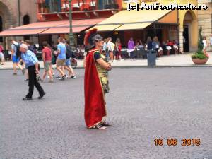 [P09] Prin Verona.  » foto by melena
 - 
<span class="allrVoted glyphicon glyphicon-heart hidden" id="av657685"></span>
<a class="m-l-10 hidden" id="sv657685" onclick="voting_Foto_DelVot(,657685,19136)" role="button">șterge vot <span class="glyphicon glyphicon-remove"></span></a>
<a id="v9657685" class=" c-red"  onclick="voting_Foto_SetVot(657685)" role="button"><span class="glyphicon glyphicon-heart-empty"></span> <b>LIKE</b> = Votează poza</a> <img class="hidden"  id="f657685W9" src="/imagini/loader.gif" border="0" /><span class="AjErrMes hidden" id="e657685ErM"></span>