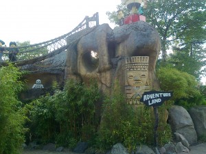 [P12] INtrarea in Adventureland » foto by lady_anca81
 - 
<span class="allrVoted glyphicon glyphicon-heart hidden" id="av706276"></span>
<a class="m-l-10 hidden" id="sv706276" onclick="voting_Foto_DelVot(,706276,19139)" role="button">șterge vot <span class="glyphicon glyphicon-remove"></span></a>
<a id="v9706276" class=" c-red"  onclick="voting_Foto_SetVot(706276)" role="button"><span class="glyphicon glyphicon-heart-empty"></span> <b>LIKE</b> = Votează poza</a> <img class="hidden"  id="f706276W9" src="/imagini/loader.gif" border="0" /><span class="AjErrMes hidden" id="e706276ErM"></span>