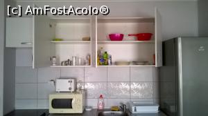 [P07] Ceva alimente si vase in dulapurile din bucătărie » foto by baby eyes
 - 
<span class="allrVoted glyphicon glyphicon-heart hidden" id="av950603"></span>
<a class="m-l-10 hidden" id="sv950603" onclick="voting_Foto_DelVot(,950603,19143)" role="button">șterge vot <span class="glyphicon glyphicon-remove"></span></a>
<a id="v9950603" class=" c-red"  onclick="voting_Foto_SetVot(950603)" role="button"><span class="glyphicon glyphicon-heart-empty"></span> <b>LIKE</b> = Votează poza</a> <img class="hidden"  id="f950603W9" src="/imagini/loader.gif" border="0" /><span class="AjErrMes hidden" id="e950603ErM"></span>