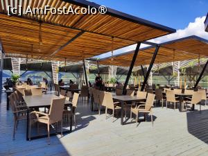 [P15] Restaurant Lebăda » foto by crismis
 - 
<span class="allrVoted glyphicon glyphicon-heart hidden" id="av1416665"></span>
<a class="m-l-10 hidden" id="sv1416665" onclick="voting_Foto_DelVot(,1416665,19156)" role="button">șterge vot <span class="glyphicon glyphicon-remove"></span></a>
<a id="v91416665" class=" c-red"  onclick="voting_Foto_SetVot(1416665)" role="button"><span class="glyphicon glyphicon-heart-empty"></span> <b>LIKE</b> = Votează poza</a> <img class="hidden"  id="f1416665W9" src="/imagini/loader.gif" border="0" /><span class="AjErrMes hidden" id="e1416665ErM"></span>