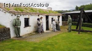 [P10] Doagh Famine Village - scenă de evacuare a unei familii care nu a putut plăti chiria către landlord » foto by DanCld
 - 
<span class="allrVoted glyphicon glyphicon-heart hidden" id="av1179286"></span>
<a class="m-l-10 hidden" id="sv1179286" onclick="voting_Foto_DelVot(,1179286,19173)" role="button">șterge vot <span class="glyphicon glyphicon-remove"></span></a>
<a id="v91179286" class=" c-red"  onclick="voting_Foto_SetVot(1179286)" role="button"><span class="glyphicon glyphicon-heart-empty"></span> <b>LIKE</b> = Votează poza</a> <img class="hidden"  id="f1179286W9" src="/imagini/loader.gif" border="0" /><span class="AjErrMes hidden" id="e1179286ErM"></span>