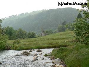 [P10] Ruinele de la Glendalough zarite prin ceata » foto by DOINITA
 - 
<span class="allrVoted glyphicon glyphicon-heart hidden" id="av658775"></span>
<a class="m-l-10 hidden" id="sv658775" onclick="voting_Foto_DelVot(,658775,19173)" role="button">șterge vot <span class="glyphicon glyphicon-remove"></span></a>
<a id="v9658775" class=" c-red"  onclick="voting_Foto_SetVot(658775)" role="button"><span class="glyphicon glyphicon-heart-empty"></span> <b>LIKE</b> = Votează poza</a> <img class="hidden"  id="f658775W9" src="/imagini/loader.gif" border="0" /><span class="AjErrMes hidden" id="e658775ErM"></span>