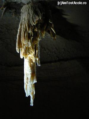 [P38] Stalactita din pestera Doolin » foto by DOINITA
 - 
<span class="allrVoted glyphicon glyphicon-heart hidden" id="av658834"></span>
<a class="m-l-10 hidden" id="sv658834" onclick="voting_Foto_DelVot(,658834,19173)" role="button">șterge vot <span class="glyphicon glyphicon-remove"></span></a>
<a id="v9658834" class=" c-red"  onclick="voting_Foto_SetVot(658834)" role="button"><span class="glyphicon glyphicon-heart-empty"></span> <b>LIKE</b> = Votează poza</a> <img class="hidden"  id="f658834W9" src="/imagini/loader.gif" border="0" /><span class="AjErrMes hidden" id="e658834ErM"></span>