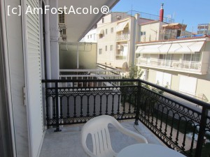 [P04] Aici ne-am băut cafeaua în fiecare dimineață. Partea proastă era că după-amiaza soarele bătea direct în balcon » foto by nils1
 - 
<span class="allrVoted glyphicon glyphicon-heart hidden" id="av705579"></span>
<a class="m-l-10 hidden" id="sv705579" onclick="voting_Foto_DelVot(,705579,19190)" role="button">șterge vot <span class="glyphicon glyphicon-remove"></span></a>
<a id="v9705579" class=" c-red"  onclick="voting_Foto_SetVot(705579)" role="button"><span class="glyphicon glyphicon-heart-empty"></span> <b>LIKE</b> = Votează poza</a> <img class="hidden"  id="f705579W9" src="/imagini/loader.gif" border="0" /><span class="AjErrMes hidden" id="e705579ErM"></span>
