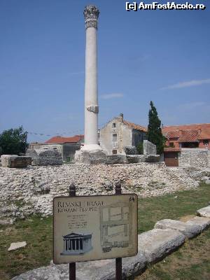 [P16] Nin - cetatea şi oraşul vechi » foto by turist.real
 - 
<span class="allrVoted glyphicon glyphicon-heart hidden" id="av659771"></span>
<a class="m-l-10 hidden" id="sv659771" onclick="voting_Foto_DelVot(,659771,19193)" role="button">șterge vot <span class="glyphicon glyphicon-remove"></span></a>
<a id="v9659771" class=" c-red"  onclick="voting_Foto_SetVot(659771)" role="button"><span class="glyphicon glyphicon-heart-empty"></span> <b>LIKE</b> = Votează poza</a> <img class="hidden"  id="f659771W9" src="/imagini/loader.gif" border="0" /><span class="AjErrMes hidden" id="e659771ErM"></span>