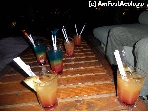 [P27] Am profitat și noi de oferta Happy Hour la cocktail, dar numai unul a fost alcoolic, adică două, conform ofertei.  » foto by kikiritzi
 - 
<span class="allrVoted glyphicon glyphicon-heart hidden" id="av661524"></span>
<a class="m-l-10 hidden" id="sv661524" onclick="voting_Foto_DelVot(,661524,19226)" role="button">șterge vot <span class="glyphicon glyphicon-remove"></span></a>
<a id="v9661524" class=" c-red"  onclick="voting_Foto_SetVot(661524)" role="button"><span class="glyphicon glyphicon-heart-empty"></span> <b>LIKE</b> = Votează poza</a> <img class="hidden"  id="f661524W9" src="/imagini/loader.gif" border="0" /><span class="AjErrMes hidden" id="e661524ErM"></span>