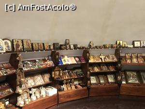 [P31] Templul dorințelor - mister și energie - interior magazin » foto by nicole33
 - 
<span class="allrVoted glyphicon glyphicon-heart hidden" id="av1030534"></span>
<a class="m-l-10 hidden" id="sv1030534" onclick="voting_Foto_DelVot(,1030534,19238)" role="button">șterge vot <span class="glyphicon glyphicon-remove"></span></a>
<a id="v91030534" class=" c-red"  onclick="voting_Foto_SetVot(1030534)" role="button"><span class="glyphicon glyphicon-heart-empty"></span> <b>LIKE</b> = Votează poza</a> <img class="hidden"  id="f1030534W9" src="/imagini/loader.gif" border="0" /><span class="AjErrMes hidden" id="e1030534ErM"></span>