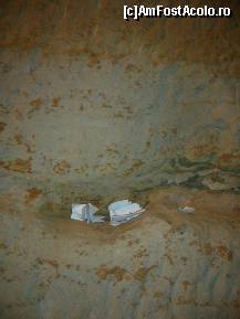 [P12] Sinca Veche - Templul Ursitelor - biletele introduse in nisele din peretii templului » foto by magdalena
 - 
<span class="allrVoted glyphicon glyphicon-heart hidden" id="av215761"></span>
<a class="m-l-10 hidden" id="sv215761" onclick="voting_Foto_DelVot(,215761,19238)" role="button">șterge vot <span class="glyphicon glyphicon-remove"></span></a>
<a id="v9215761" class=" c-red"  onclick="voting_Foto_SetVot(215761)" role="button"><span class="glyphicon glyphicon-heart-empty"></span> <b>LIKE</b> = Votează poza</a> <img class="hidden"  id="f215761W9" src="/imagini/loader.gif" border="0" /><span class="AjErrMes hidden" id="e215761ErM"></span>