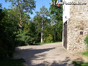 [P04] Cetatea ţărănească de la Câlnic – Jud. Alba - Dupa ce treci de zidul de aparare, ajungi la intrarea in cetate » foto by RoF*
 - 
<span class="allrVoted glyphicon glyphicon-heart hidden" id="av379935"></span>
<a class="m-l-10 hidden" id="sv379935" onclick="voting_Foto_DelVot(,379935,19242)" role="button">șterge vot <span class="glyphicon glyphicon-remove"></span></a>
<a id="v9379935" class=" c-red"  onclick="voting_Foto_SetVot(379935)" role="button"><span class="glyphicon glyphicon-heart-empty"></span> <b>LIKE</b> = Votează poza</a> <img class="hidden"  id="f379935W9" src="/imagini/loader.gif" border="0" /><span class="AjErrMes hidden" id="e379935ErM"></span>