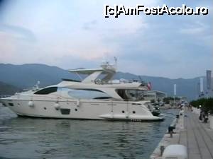 [P14] Debarcader Budva » foto by odi_io
 - 
<span class="allrVoted glyphicon glyphicon-heart hidden" id="av665312"></span>
<a class="m-l-10 hidden" id="sv665312" onclick="voting_Foto_DelVot(,665312,19258)" role="button">șterge vot <span class="glyphicon glyphicon-remove"></span></a>
<a id="v9665312" class=" c-red"  onclick="voting_Foto_SetVot(665312)" role="button"><span class="glyphicon glyphicon-heart-empty"></span> <b>LIKE</b> = Votează poza</a> <img class="hidden"  id="f665312W9" src="/imagini/loader.gif" border="0" /><span class="AjErrMes hidden" id="e665312ErM"></span>