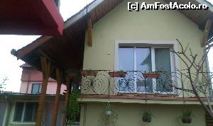 [P01] Pensiunea Casa Burgheză - văzută din curte » foto by sunflower
 - 
<span class="allrVoted glyphicon glyphicon-heart hidden" id="av663881"></span>
<a class="m-l-10 hidden" id="sv663881" onclick="voting_Foto_DelVot(,663881,19261)" role="button">șterge vot <span class="glyphicon glyphicon-remove"></span></a>
<a id="v9663881" class=" c-red"  onclick="voting_Foto_SetVot(663881)" role="button"><span class="glyphicon glyphicon-heart-empty"></span> <b>LIKE</b> = Votează poza</a> <img class="hidden"  id="f663881W9" src="/imagini/loader.gif" border="0" /><span class="AjErrMes hidden" id="e663881ErM"></span>