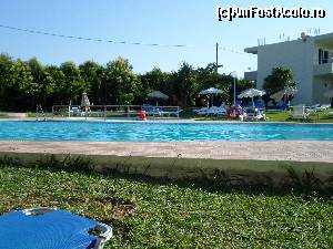 [P06] Hotelul si piscina » foto by MICHAEL 63
 - 
<span class="allrVoted glyphicon glyphicon-heart hidden" id="av665031"></span>
<a class="m-l-10 hidden" id="sv665031" onclick="voting_Foto_DelVot(,665031,19278)" role="button">șterge vot <span class="glyphicon glyphicon-remove"></span></a>
<a id="v9665031" class=" c-red"  onclick="voting_Foto_SetVot(665031)" role="button"><span class="glyphicon glyphicon-heart-empty"></span> <b>LIKE</b> = Votează poza</a> <img class="hidden"  id="f665031W9" src="/imagini/loader.gif" border="0" /><span class="AjErrMes hidden" id="e665031ErM"></span>