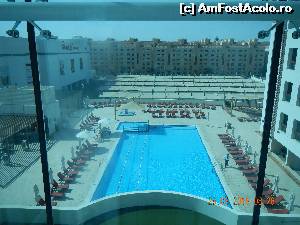 [P10] Piscina vazuta din lift.  » foto by rora
 - 
<span class="allrVoted glyphicon glyphicon-heart hidden" id="av665909"></span>
<a class="m-l-10 hidden" id="sv665909" onclick="voting_Foto_DelVot(,665909,19292)" role="button">șterge vot <span class="glyphicon glyphicon-remove"></span></a>
<a id="v9665909" class=" c-red"  onclick="voting_Foto_SetVot(665909)" role="button"><span class="glyphicon glyphicon-heart-empty"></span> <b>LIKE</b> = Votează poza</a> <img class="hidden"  id="f665909W9" src="/imagini/loader.gif" border="0" /><span class="AjErrMes hidden" id="e665909ErM"></span>