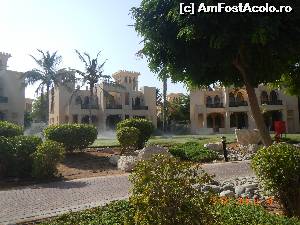 [P05] Cateva vile si plantele udate.  » foto by rora
 - 
<span class="allrVoted glyphicon glyphicon-heart hidden" id="av665922"></span>
<a class="m-l-10 hidden" id="sv665922" onclick="voting_Foto_DelVot(,665922,19293)" role="button">șterge vot <span class="glyphicon glyphicon-remove"></span></a>
<a id="v9665922" class=" c-red"  onclick="voting_Foto_SetVot(665922)" role="button"><span class="glyphicon glyphicon-heart-empty"></span> <b>LIKE</b> = Votează poza</a> <img class="hidden"  id="f665922W9" src="/imagini/loader.gif" border="0" /><span class="AjErrMes hidden" id="e665922ErM"></span>