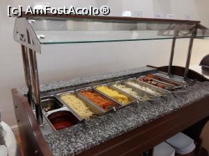 [P26] Lotus Therm Hotel - restaurant mutat în Salonul Onix - cina, bufet suedez » foto by Dragoș_MD
 - 
<span class="allrVoted glyphicon glyphicon-heart hidden" id="av1043213"></span>
<a class="m-l-10 hidden" id="sv1043213" onclick="voting_Foto_DelVot(,1043213,19310)" role="button">șterge vot <span class="glyphicon glyphicon-remove"></span></a>
<a id="v91043213" class=" c-red"  onclick="voting_Foto_SetVot(1043213)" role="button"><span class="glyphicon glyphicon-heart-empty"></span> <b>LIKE</b> = Votează poza</a> <img class="hidden"  id="f1043213W9" src="/imagini/loader.gif" border="0" /><span class="AjErrMes hidden" id="e1043213ErM"></span>