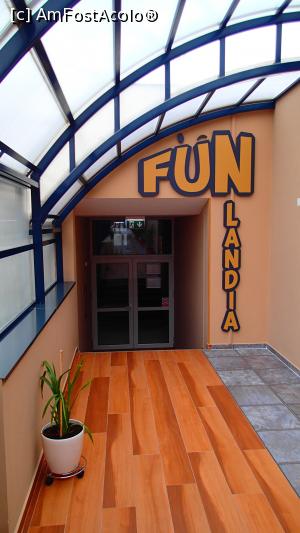 [P45] Lotus Therm Hotel - FunLandia » foto by Dragoș_MD
 - 
<span class="allrVoted glyphicon glyphicon-heart hidden" id="av1043249"></span>
<a class="m-l-10 hidden" id="sv1043249" onclick="voting_Foto_DelVot(,1043249,19310)" role="button">șterge vot <span class="glyphicon glyphicon-remove"></span></a>
<a id="v91043249" class=" c-red"  onclick="voting_Foto_SetVot(1043249)" role="button"><span class="glyphicon glyphicon-heart-empty"></span> <b>LIKE</b> = Votează poza</a> <img class="hidden"  id="f1043249W9" src="/imagini/loader.gif" border="0" /><span class="AjErrMes hidden" id="e1043249ErM"></span>