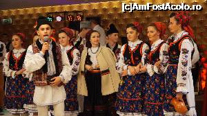 [P11] Colinde 31.12.15 » foto by gabdanz
 - 
<span class="allrVoted glyphicon glyphicon-heart hidden" id="av703338"></span>
<a class="m-l-10 hidden" id="sv703338" onclick="voting_Foto_DelVot(,703338,19310)" role="button">șterge vot <span class="glyphicon glyphicon-remove"></span></a>
<a id="v9703338" class=" c-red"  onclick="voting_Foto_SetVot(703338)" role="button"><span class="glyphicon glyphicon-heart-empty"></span> <b>LIKE</b> = Votează poza</a> <img class="hidden"  id="f703338W9" src="/imagini/loader.gif" border="0" /><span class="AjErrMes hidden" id="e703338ErM"></span>