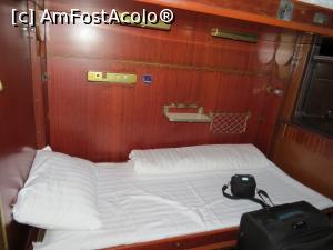 [P31] Pat in vagonul de dormit » foto by mont
 - 
<span class="allrVoted glyphicon glyphicon-heart hidden" id="av947001"></span>
<a class="m-l-10 hidden" id="sv947001" onclick="voting_Foto_DelVot(,947001,19310)" role="button">șterge vot <span class="glyphicon glyphicon-remove"></span></a>
<a id="v9947001" class=" c-red"  onclick="voting_Foto_SetVot(947001)" role="button"><span class="glyphicon glyphicon-heart-empty"></span> <b>LIKE</b> = Votează poza</a> <img class="hidden"  id="f947001W9" src="/imagini/loader.gif" border="0" /><span class="AjErrMes hidden" id="e947001ErM"></span>