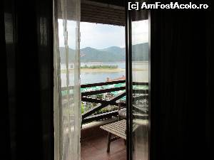 [P06] Balconul camerei » foto by Testosu'
 - 
<span class="allrVoted glyphicon glyphicon-heart hidden" id="av669216"></span>
<a class="m-l-10 hidden" id="sv669216" onclick="voting_Foto_DelVot(,669216,19341)" role="button">șterge vot <span class="glyphicon glyphicon-remove"></span></a>
<a id="v9669216" class=" c-red"  onclick="voting_Foto_SetVot(669216)" role="button"><span class="glyphicon glyphicon-heart-empty"></span> <b>LIKE</b> = Votează poza</a> <img class="hidden"  id="f669216W9" src="/imagini/loader.gif" border="0" /><span class="AjErrMes hidden" id="e669216ErM"></span>