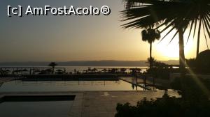 [P05] Radisson Blu Tala Bay - apus de soare la Marea Roşie » foto by nicole33
 - 
<span class="allrVoted glyphicon glyphicon-heart hidden" id="av933465"></span>
<a class="m-l-10 hidden" id="sv933465" onclick="voting_Foto_DelVot(,933465,19353)" role="button">șterge vot <span class="glyphicon glyphicon-remove"></span></a>
<a id="v9933465" class=" c-red"  onclick="voting_Foto_SetVot(933465)" role="button"><span class="glyphicon glyphicon-heart-empty"></span> <b>LIKE</b> = Votează poza</a> <img class="hidden"  id="f933465W9" src="/imagini/loader.gif" border="0" /><span class="AjErrMes hidden" id="e933465ErM"></span>