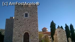 [P18] Pytagorio, castelul Lykourgos Logothetis și frumoasa biserică de lângă.  » foto by maryka
 - 
<span class="allrVoted glyphicon glyphicon-heart hidden" id="av904394"></span>
<a class="m-l-10 hidden" id="sv904394" onclick="voting_Foto_DelVot(,904394,19366)" role="button">șterge vot <span class="glyphicon glyphicon-remove"></span></a>
<a id="v9904394" class=" c-red"  onclick="voting_Foto_SetVot(904394)" role="button"><span class="glyphicon glyphicon-heart-empty"></span> <b>LIKE</b> = Votează poza</a> <img class="hidden"  id="f904394W9" src="/imagini/loader.gif" border="0" /><span class="AjErrMes hidden" id="e904394ErM"></span>