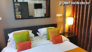 [P01] prin camera de hotel » foto by robert
 - 
<span class="allrVoted glyphicon glyphicon-heart hidden" id="av673476"></span>
<a class="m-l-10 hidden" id="sv673476" onclick="voting_Foto_DelVot(,673476,19391)" role="button">șterge vot <span class="glyphicon glyphicon-remove"></span></a>
<a id="v9673476" class=" c-red"  onclick="voting_Foto_SetVot(673476)" role="button"><span class="glyphicon glyphicon-heart-empty"></span> <b>LIKE</b> = Votează poza</a> <img class="hidden"  id="f673476W9" src="/imagini/loader.gif" border="0" /><span class="AjErrMes hidden" id="e673476ErM"></span>