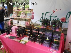 [P10] Kazanlâk - În Valea Trandafirilor. Produse cosmetice cu flori de trandafir. » foto by iulianic
 - 
<span class="allrVoted glyphicon glyphicon-heart hidden" id="av1368781"></span>
<a class="m-l-10 hidden" id="sv1368781" onclick="voting_Foto_DelVot(,1368781,19408)" role="button">șterge vot <span class="glyphicon glyphicon-remove"></span></a>
<a id="v91368781" class=" c-red"  onclick="voting_Foto_SetVot(1368781)" role="button"><span class="glyphicon glyphicon-heart-empty"></span> <b>LIKE</b> = Votează poza</a> <img class="hidden"  id="f1368781W9" src="/imagini/loader.gif" border="0" /><span class="AjErrMes hidden" id="e1368781ErM"></span>