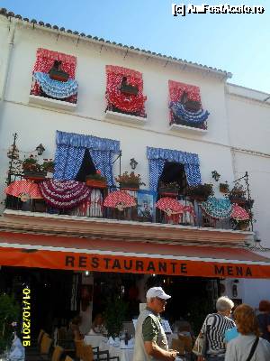 [P33] Mi-a placut aceasta casa din P. Bano pt. ideea originala de a decora ferestrele specific Andaluziei. (Evantaie si fuste flamenco)  » foto by viorica purdel
 - 
<span class="allrVoted glyphicon glyphicon-heart hidden" id="av684610"></span>
<a class="m-l-10 hidden" id="sv684610" onclick="voting_Foto_DelVot(,684610,19457)" role="button">șterge vot <span class="glyphicon glyphicon-remove"></span></a>
<a id="v9684610" class=" c-red"  onclick="voting_Foto_SetVot(684610)" role="button"><span class="glyphicon glyphicon-heart-empty"></span> <b>LIKE</b> = Votează poza</a> <img class="hidden"  id="f684610W9" src="/imagini/loader.gif" border="0" /><span class="AjErrMes hidden" id="e684610ErM"></span>