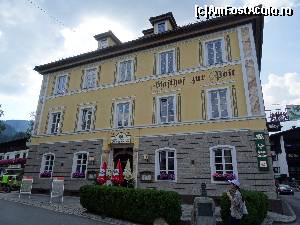 [P137] Waidrimg : Casa Poștei (Gasthof zur Post), fost han în care a poposit la 13 august 1771 cunoscutul compozitor Wolfgang Amadeus Mozart » foto by mariana.olaru
 - 
<span class="allrVoted glyphicon glyphicon-heart hidden" id="av681056"></span>
<a class="m-l-10 hidden" id="sv681056" onclick="voting_Foto_DelVot(,681056,19484)" role="button">șterge vot <span class="glyphicon glyphicon-remove"></span></a>
<a id="v9681056" class=" c-red"  onclick="voting_Foto_SetVot(681056)" role="button"><span class="glyphicon glyphicon-heart-empty"></span> <b>LIKE</b> = Votează poza</a> <img class="hidden"  id="f681056W9" src="/imagini/loader.gif" border="0" /><span class="AjErrMes hidden" id="e681056ErM"></span>