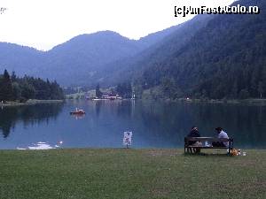 [P162] Împrejurimi Waidring : lacul Pillersee » foto by mariana.olaru
 - 
<span class="allrVoted glyphicon glyphicon-heart hidden" id="av681083"></span>
<a class="m-l-10 hidden" id="sv681083" onclick="voting_Foto_DelVot(,681083,19484)" role="button">șterge vot <span class="glyphicon glyphicon-remove"></span></a>
<a id="v9681083" class=" c-red"  onclick="voting_Foto_SetVot(681083)" role="button"><span class="glyphicon glyphicon-heart-empty"></span> <b>LIKE</b> = Votează poza</a> <img class="hidden"  id="f681083W9" src="/imagini/loader.gif" border="0" /><span class="AjErrMes hidden" id="e681083ErM"></span>